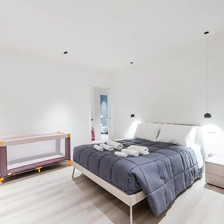 Apartman Arnaldo Luxury E Design In Duomo *