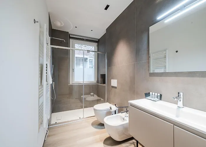 Arnaldo Luxury E Design In Duomo Lejlighed
